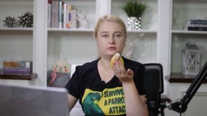 КАК ГУЛЯТЬ С ПОПУГАЕМ НА УЛИЦЕ