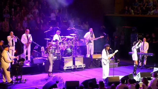 Panasonic Lumix DMC LX7, Nile Rodgers And Chic At Sydney Opera House