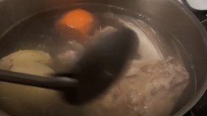 УХА ИЗ ГОЛОВЫ ТОЛСТОЛОБИКА. РЕЦЕПТ НАВАРИСТОЙ УХИ