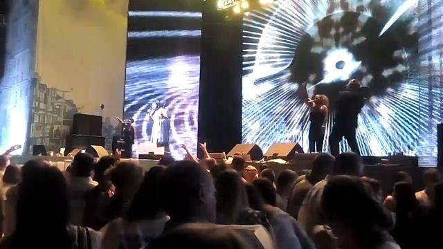 Эруптьон в Запорожье смотреть онлайн