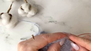 Красивый чепчик для новорожденного спицами / Чепчик из ангоры / Вязание спицами / Чепчик с рюшами