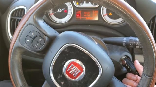 Fiat 500 Reset Change Engine Oil смотреть онлайн