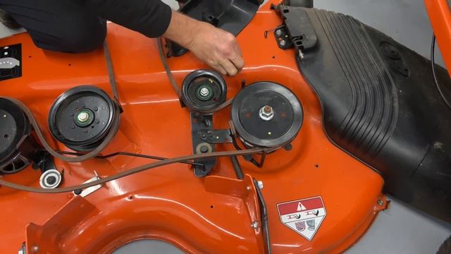 How to Replace Mower Deck Belt Husqvarna YTH 2246 Lawn Tractor смотреть онлайн