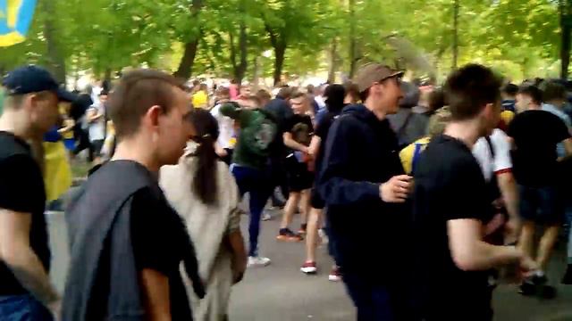 Шествие в Харькове от площади Конституции к стадиону «Металлист» 26 апреля 2019. (2) смотреть онлайн
