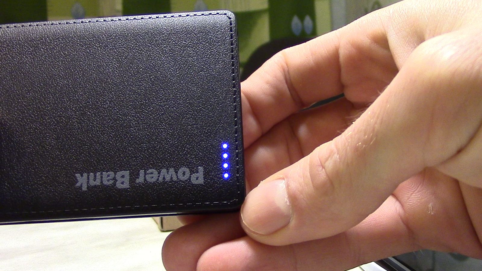 Внешний аккумулятор для телефона и смартфона. Портативный аккумулятор Power Bank с Алиэкспресс. смотреть онлайн