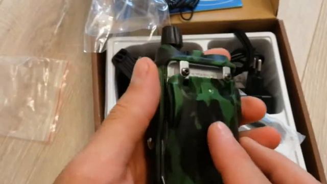 Обзор - распаковка - комплектация Рация Baofeng UV-82 камуфляж 8 Ватт зеленая / камуфляж смотреть онлайн