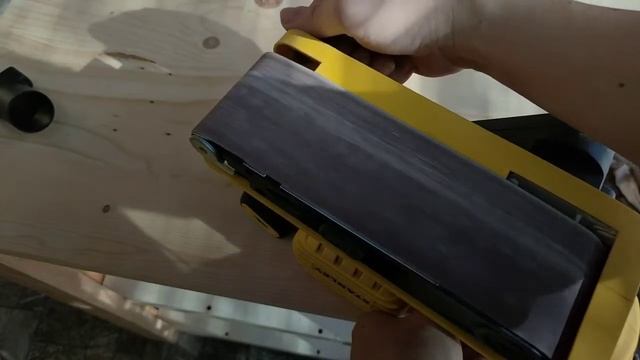STANLEY SB90 - BELT SANDER смотреть онлайн