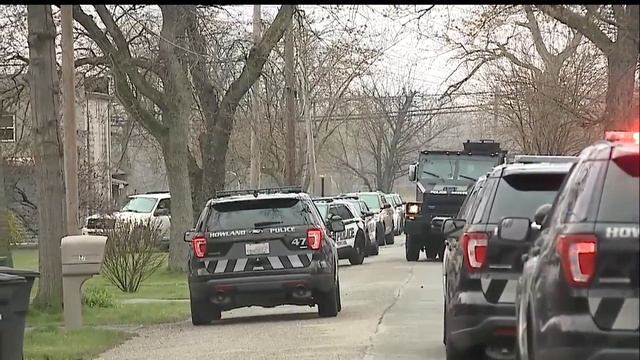 Crisis Response Team called to standoff in Howland смотреть онлайн