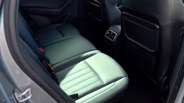 OE69JUW Skoda Karoq 1.5TSI Edition DSG Quartz Grey Metallic смотреть онлайн