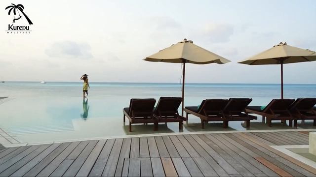 Maldives 4k Uhd Hdr - Cocogirl @ Kuredu Island Resort #travelvlog #trending #maldives