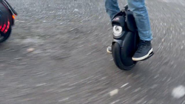 InMotion V11 2023 overview in 4K смотреть онлайн