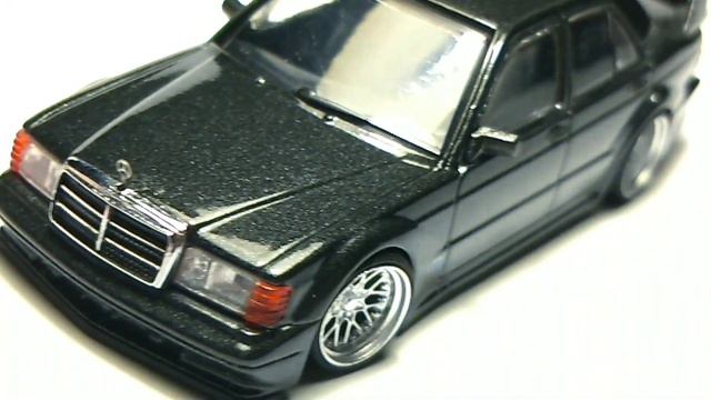 Mini GT Mercedes Benz 190E Evolution II Cinematic Video смотреть онлайн