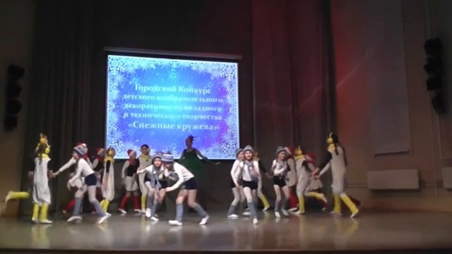 Танец "Ёлочка" эстрадно-спортивного коллектива "ЭРИДАН" смотреть онлайн