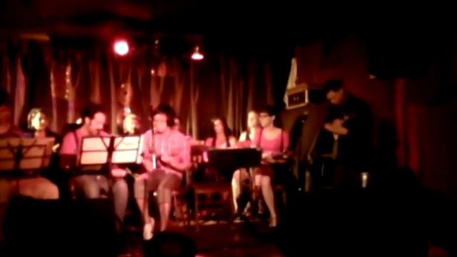 La Noyée on ukulele by Bryan & Max смотреть онлайн