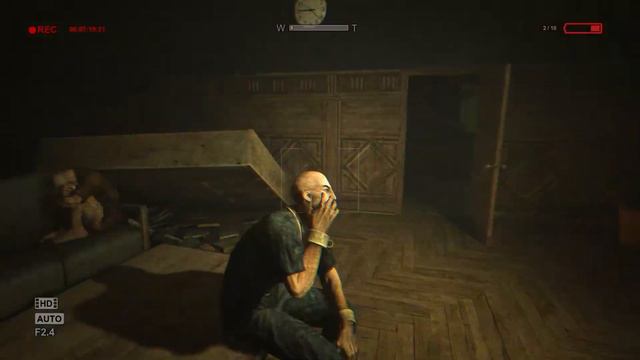 Где батарейки? | впервые в Outlast смотреть онлайн
