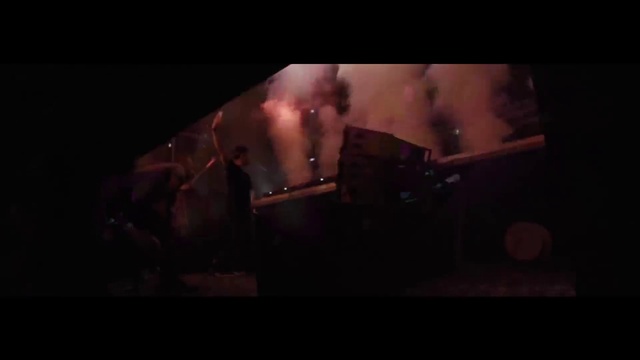 Bassjackers & Joe Ghost Ft. MOTi - On The Floor Like