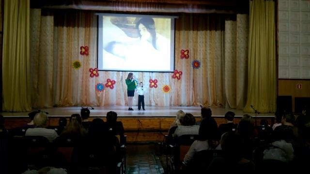 Разговор с мамой. Стих смотреть онлайн