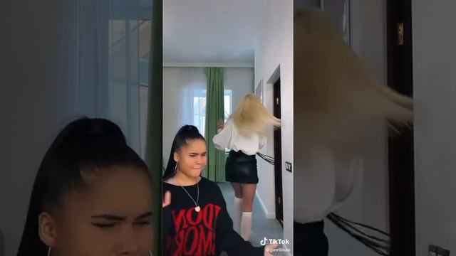 Катя Голышева и Юля Гаврилина ❤️ смотреть онлайн