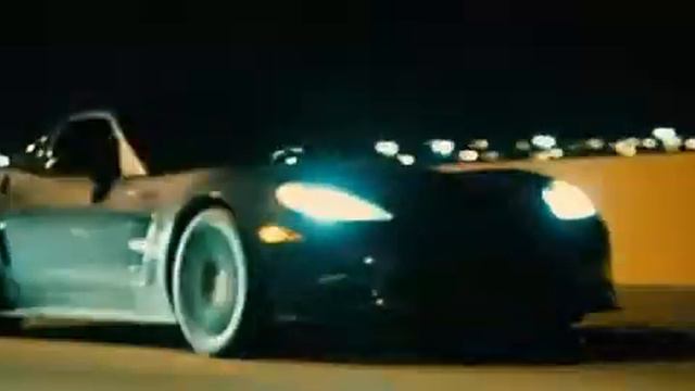 Gio Pika Фонтанчик с черным дельфином