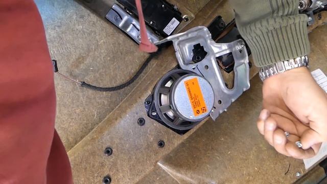BMW E60 E61 FRONT DOOR SPEAKER REPLACEMENT REMOVAL 525i 528i 530i 535i 540i 550i 520d 525d 530d 535 смотреть онлайн