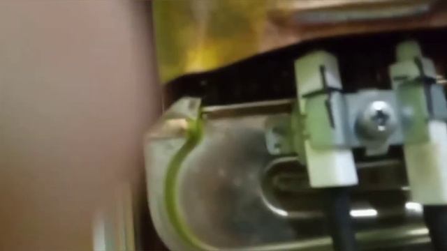 газовая колонка загорается и тухнет лада газ,китайская трещит щелкает и тухнет.Устранения неполадок смотреть онлайн