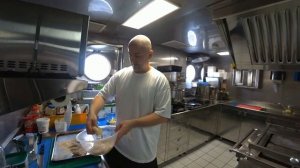 День на камбузе. Заказ продуктов.