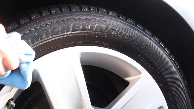 A Tyre / Tire Dressing That Lasts 6 Months! - Black Pearl Trim & Tire Armour смотреть онлайн