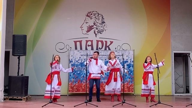"ЗВЕЗДОЧКА" (Квартет "Цятконя") смотреть онлайн