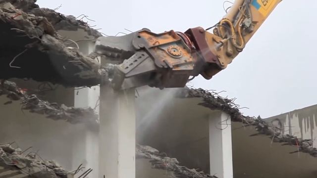 Caterpillar 385C UHD смотреть онлайн