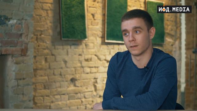 Под флагом за деньги: кто и зачем устраивает платные митинги? смотреть онлайн