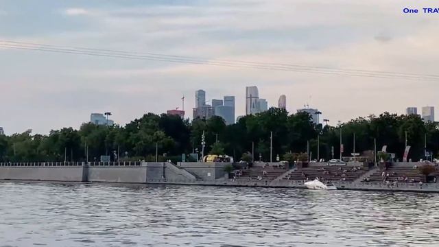 Круиз по Москве реке Флотилия «Рэдиссон Ройал» | Речные круизы смотреть онлайн