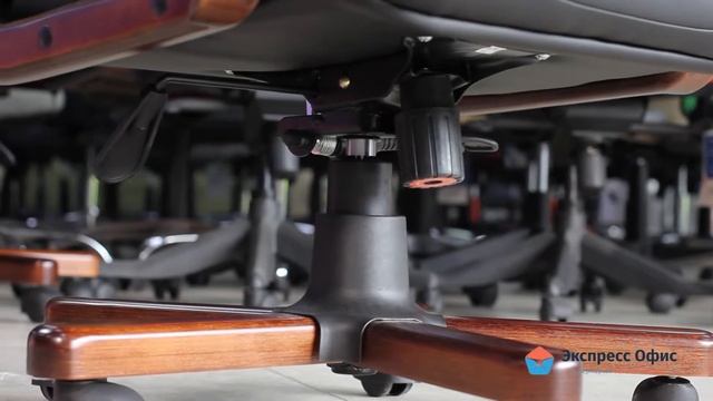 Обзор кресла для руководителя Бонн А LX плюс смотреть онлайн