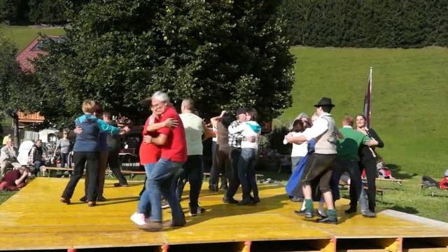 Austrian folk dance Polka ( Ramsau ) / полька по-австрийски смотреть онлайн