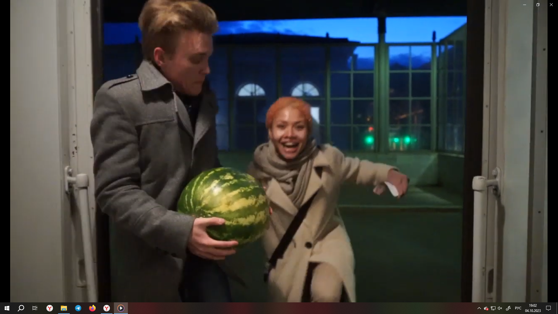 Арбузом пахнут улицы #читаювамстихи #БольшаяЛюбовьСПб #стихиандреянекрасова смотреть онлайн