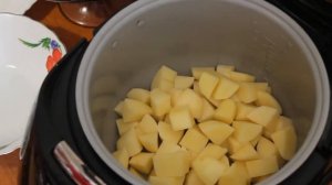 Как готовить ВКУСНАЯ УХА В МУЛЬТИВАРКЕ, КАК ПРИГОТОВИТЬ НАВАРИСТУЮ УХУ РЕЦЕПТ УХИ ИЗ ФОРЕЛИ   видео