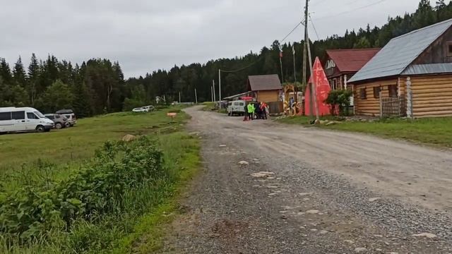 Сдаются гостевые домики у подножья горы Иремель. Живописные виды, горная река Тюлюк.. смотреть онлайн