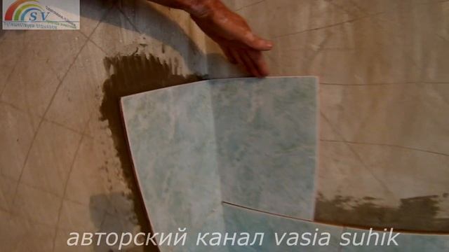 Укладка плитки на стену своими руками.Облицовка стен плиткой.Как класть плитку на стену.Отделка сте смотреть онлайн