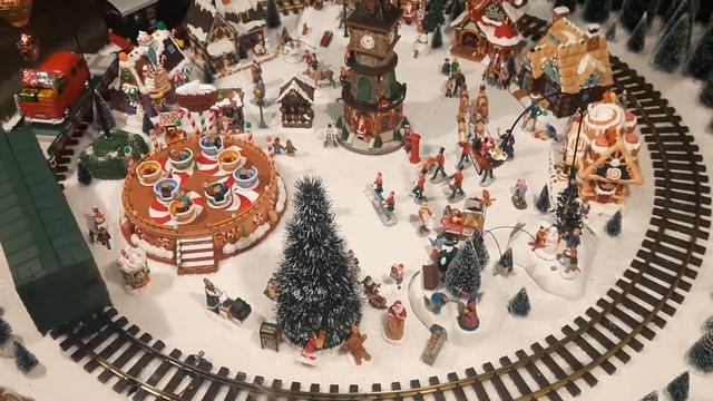 Польша, Katowice Rynok. Рождественская Ярмарка. 05.13.2022. Прогулка.