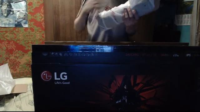 распаковка монитора LG 34UC89G