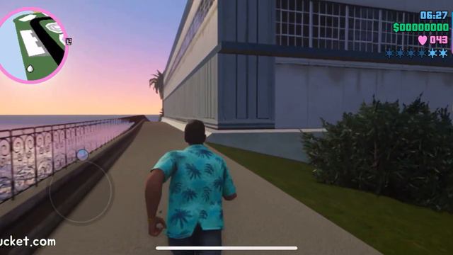GTA Vice City Definitive Edition | iPhone 12 смотреть онлайн