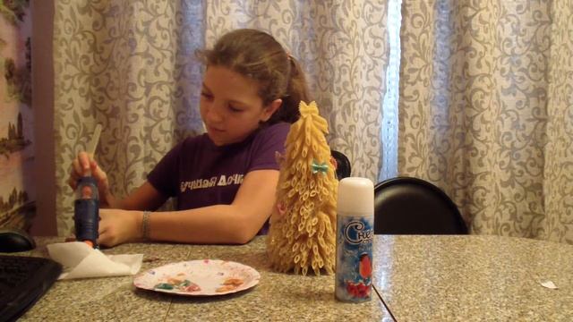 Идеи новогодних подарков. Елка из макарон смотреть онлайн