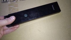 Как поменять батарейки в пульте от телевизора сони  rm-ga018