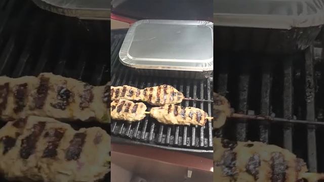 Копчение на электрическом гриле #weber #гриль #мясо #еда #люлякебаб #шашлык #kebab смотреть онлайн