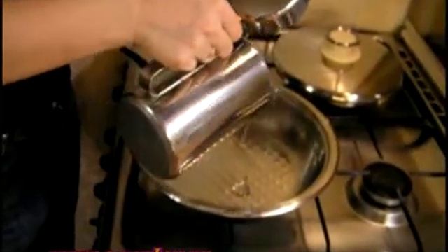 Оладьи из моркови по-домашнему - видео рецепт смотреть онлайн