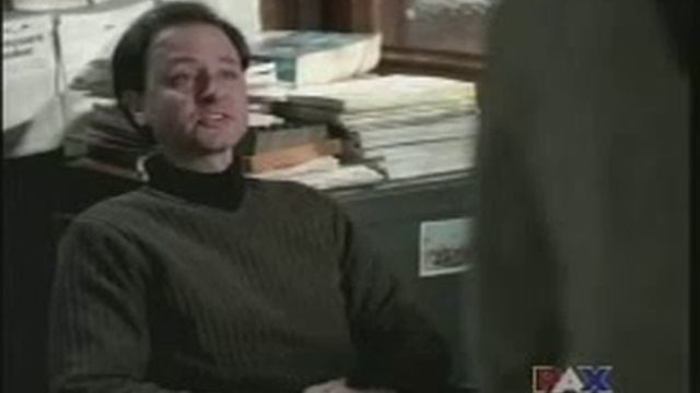 Early Edition Clip with Karina Lombard смотреть онлайн
