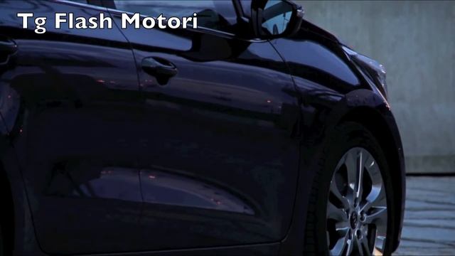 Kia Cee'd sulle strade di Lombardia con Tg Flash Motori смотреть онлайн