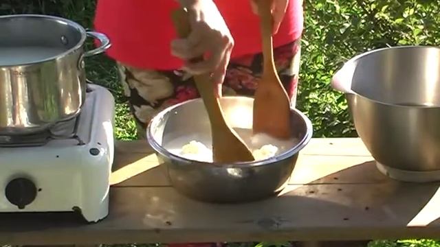 Изготовление сулугуни, Крафтовые сыры Алтая из козьего молока смотреть онлайн