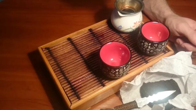 Завариваем Шу Пуэр Bing Cha из обычного чайного магазина смотреть онлайн