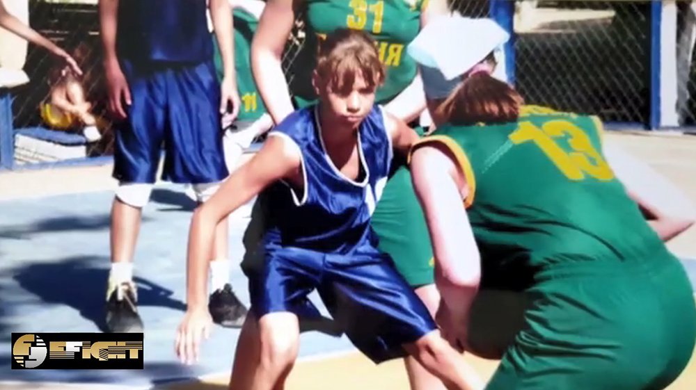 EF U12.mp4 смотреть онлайн