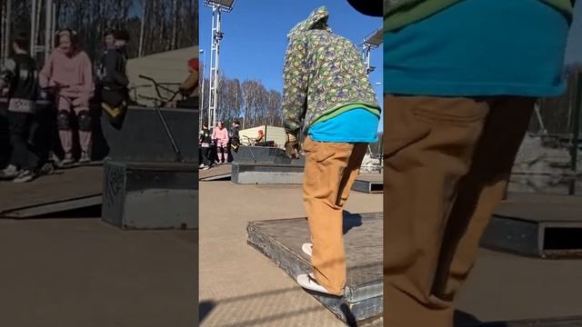 Лайфхак для скейтбординга⧸ колени будут довольны .Лайфхак для скейтбординга/ колени будут довольны . смотреть онлайн